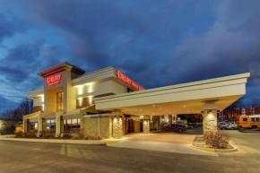 Drury Inn & Suites Poplar Bluff